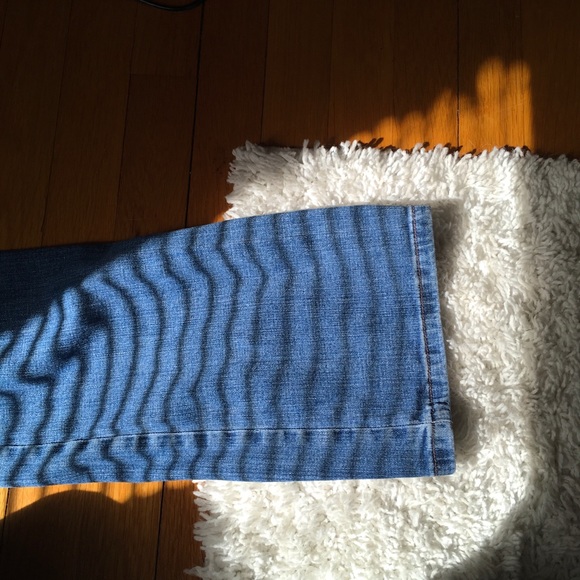 Jeans - Picture 2 of 3